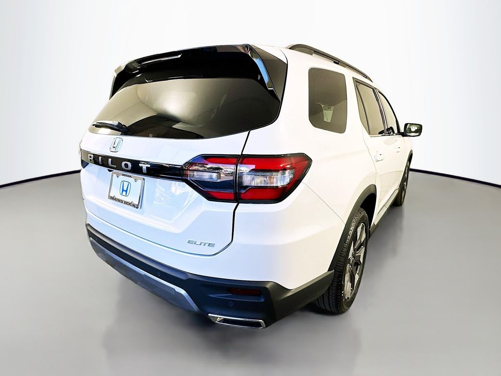 Thumbnail: 2026 Honda Pilot - 5