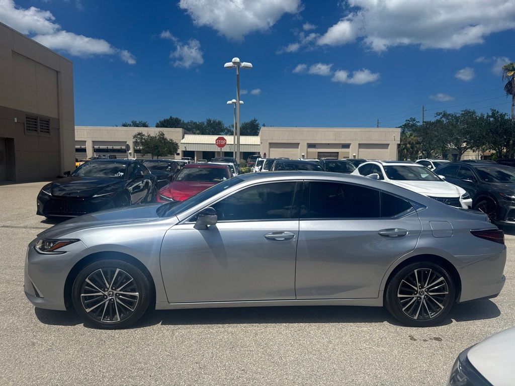 Used 2025 Silver Lexus 350 image 8