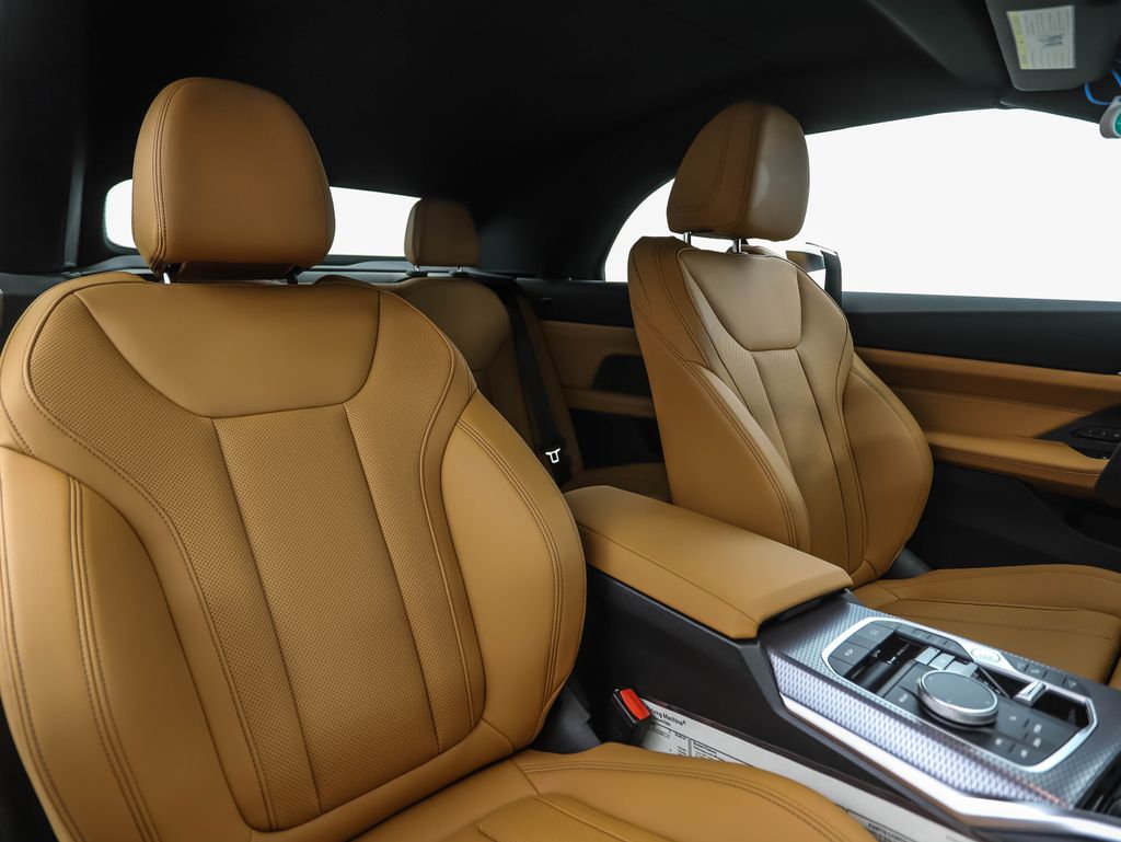 Thumbnail: 2026 BMW 4 Series - 26
