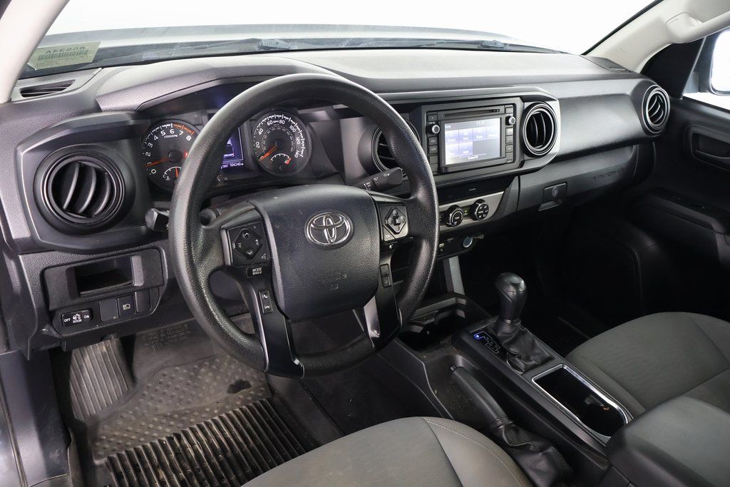 Thumbnail: 2019 Toyota Tacoma - 5