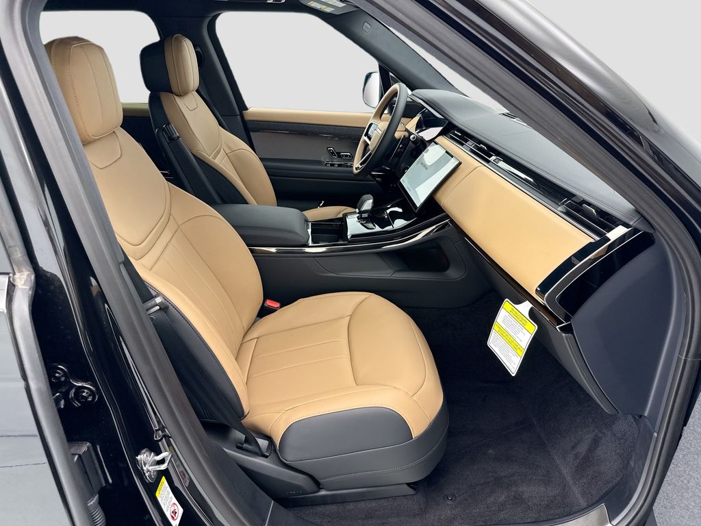 Thumbnail: 2026 Land Rover Range Rover Sport - 19
