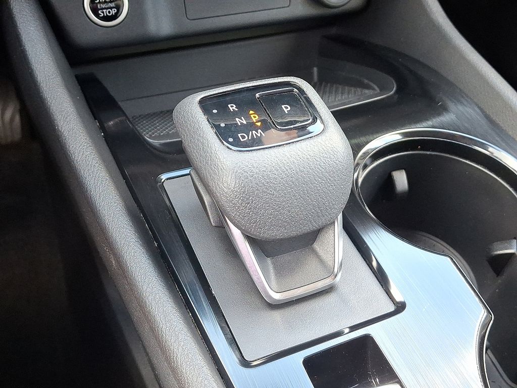 Thumbnail: 2023 Nissan Rogue - 15