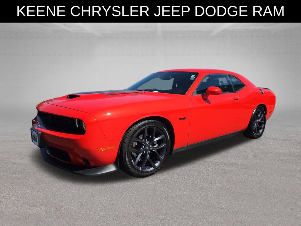 Go Mango! 2023 Dodge Challenger Coupe Rear-Wheel Drive 8-Speed Automatic