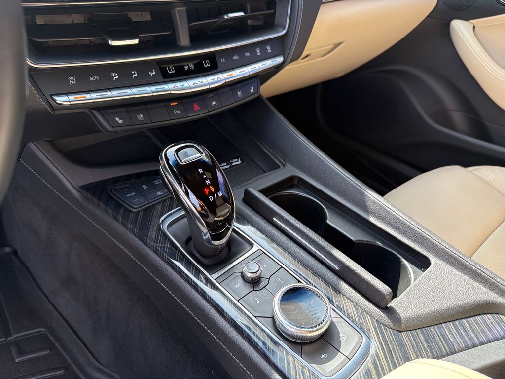 Used 2022 White Cadillac Premium Luxury image 31