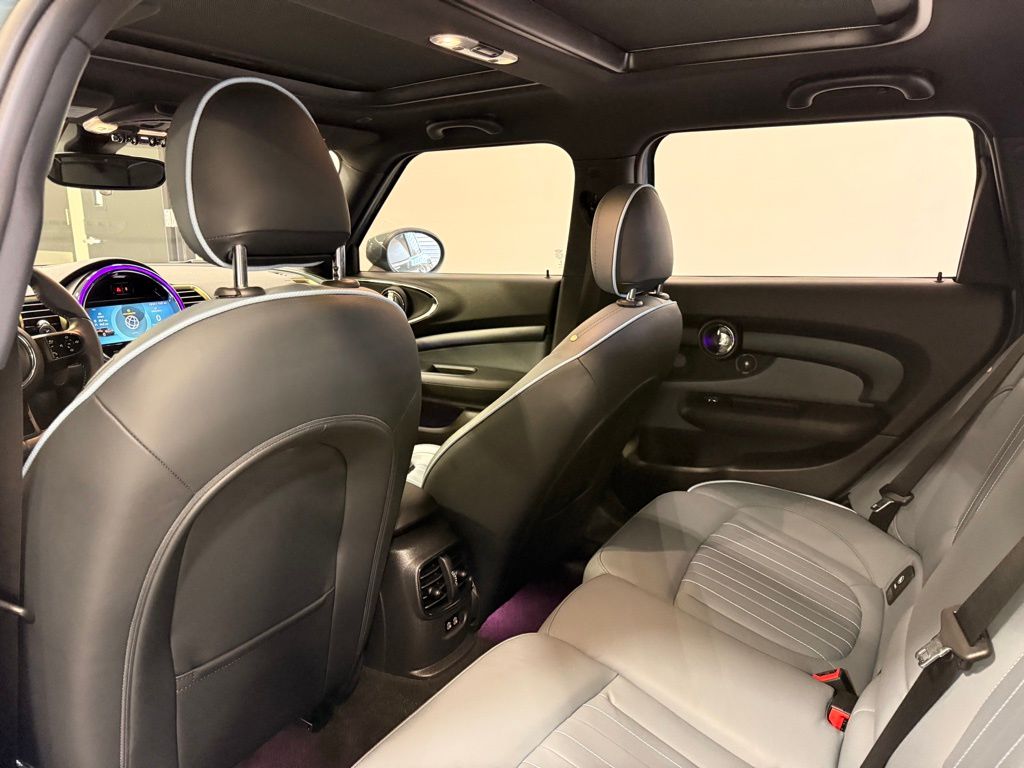 Thumbnail: 2023 MINI Cooper Clubman - 22