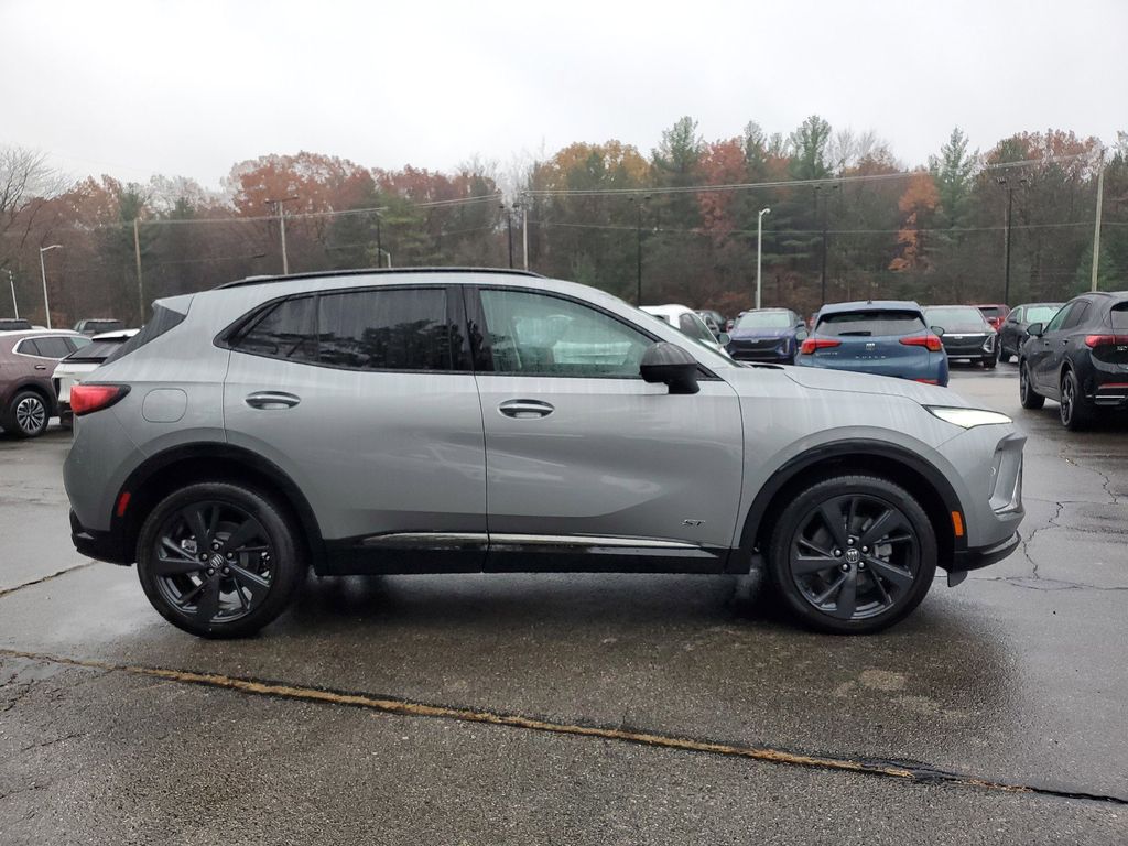 2025 Buick Envision Sport Touring 8