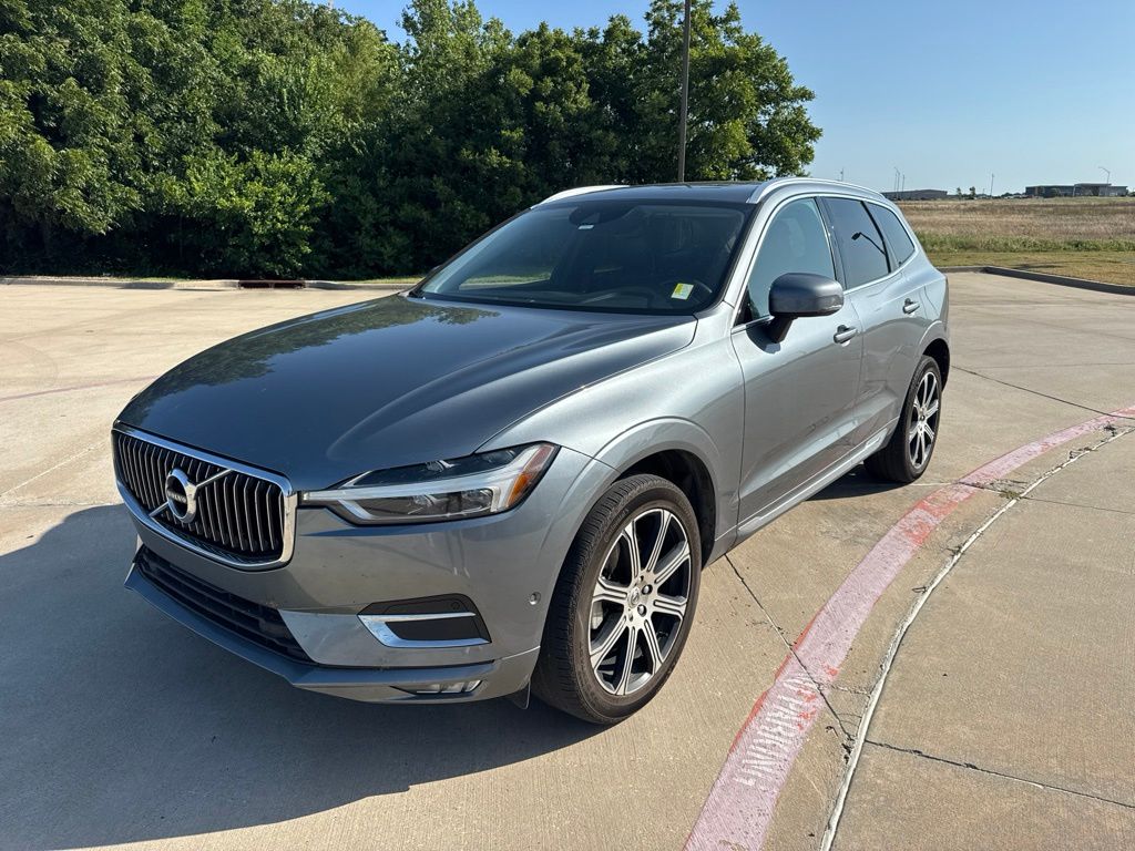 Gray Metallic 2018 Volvo XC60 SUV / Crossover All-Wheel Drive Automatic