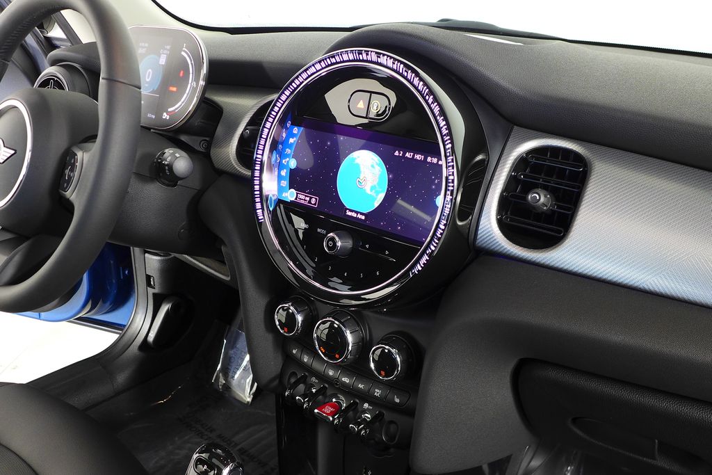 Thumbnail: 2024 MINI Cooper - 15