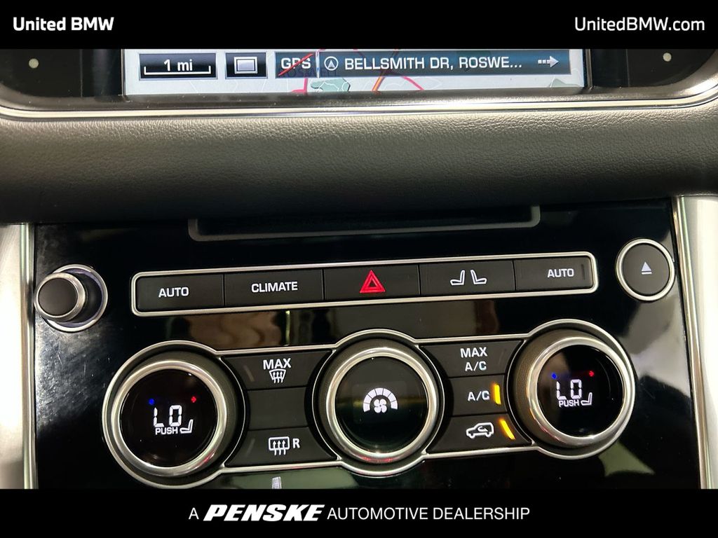 Thumbnail: 2016 Land Rover Range Rover Sport - 19