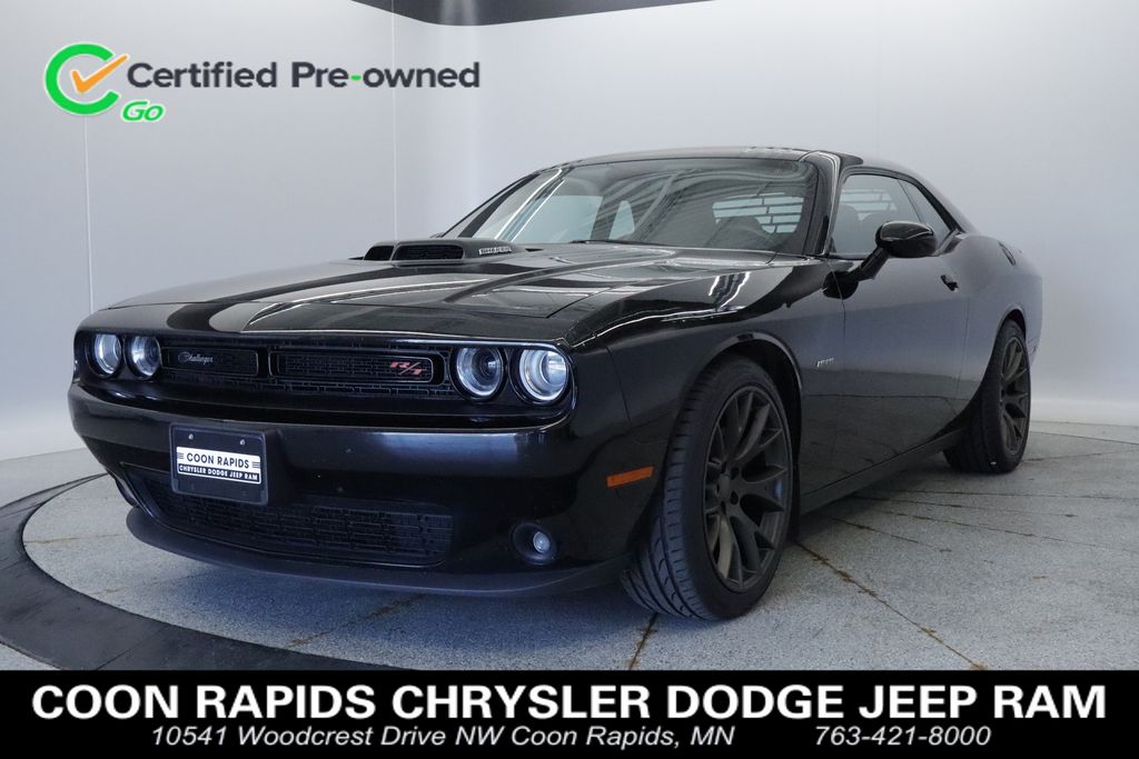 2016 Dodge Challenger R/T Shaker RWD
