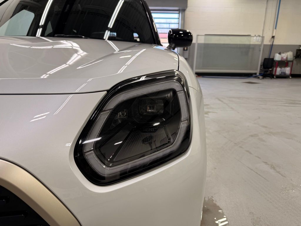 Thumbnail: 2026 MINI Cooper Countryman - 9