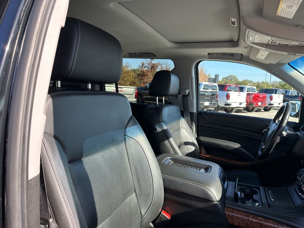 Used Car 2020 Chevrolet Suburban  Premier For Sale Under $40,000 In Austin, Texas