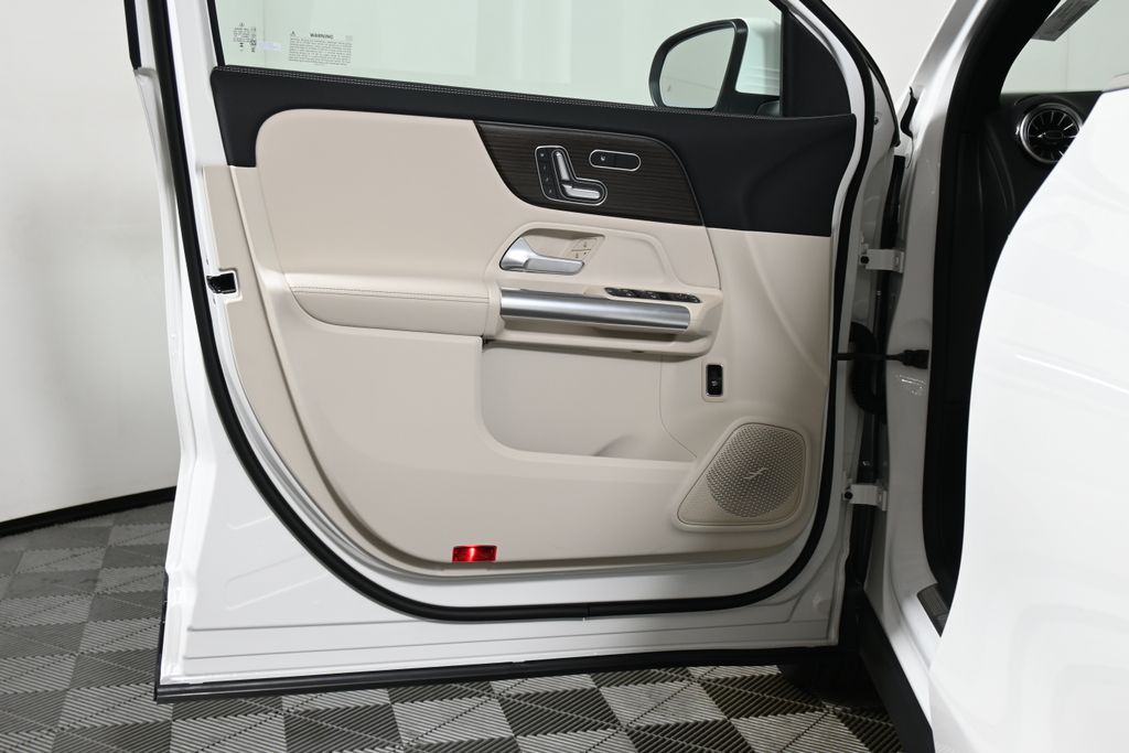 Thumbnail: 2026 Mercedes-Benz GLA - 24