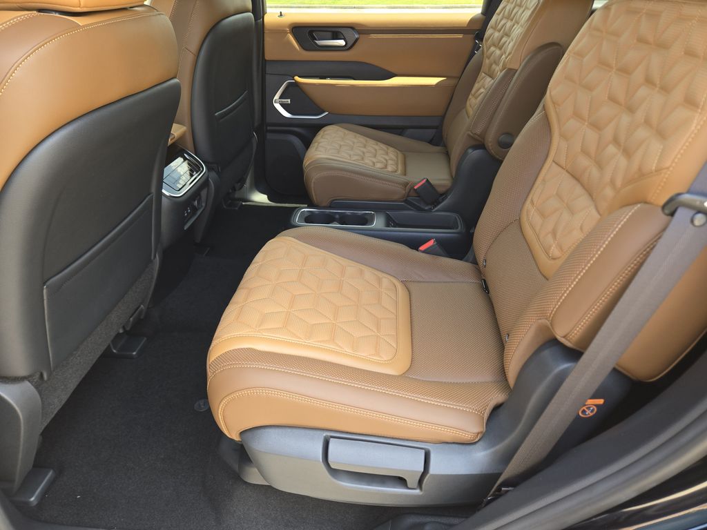 2026 Nissan Armada Platinum Reserve - 7