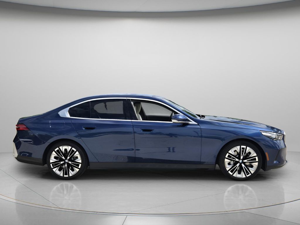 2024 BMW 530i - $39,678