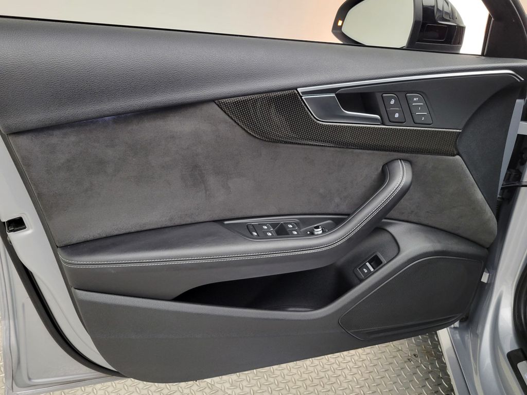 Thumbnail: 2019 Audi S4 - 31