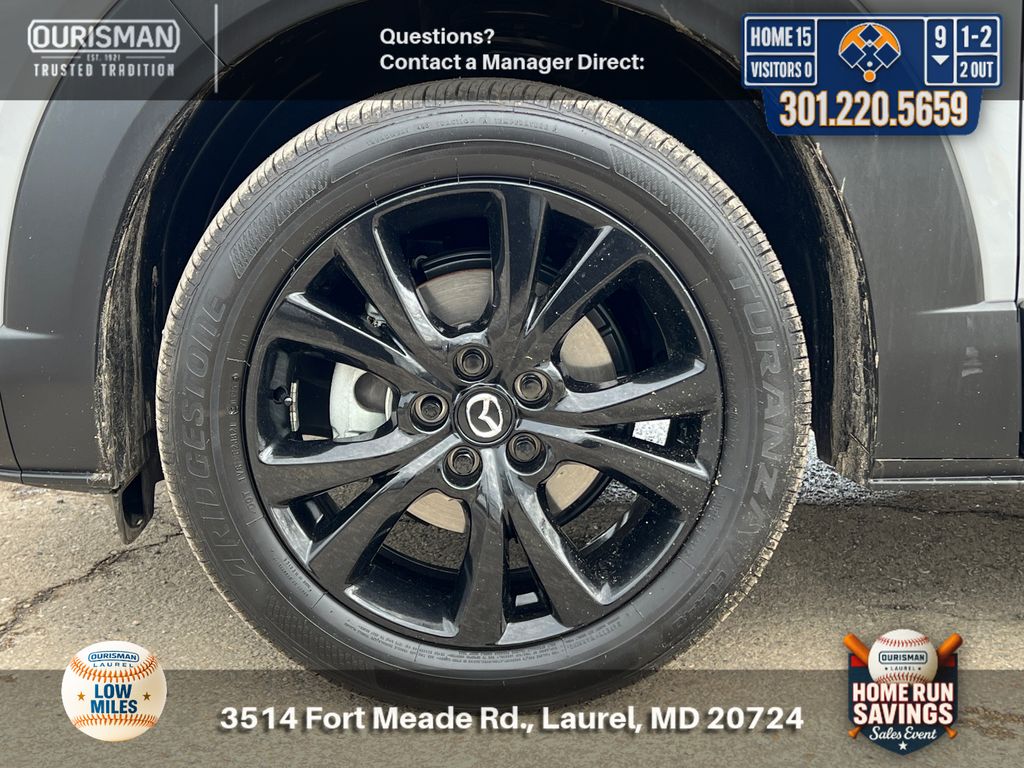 View vehicle photo 5