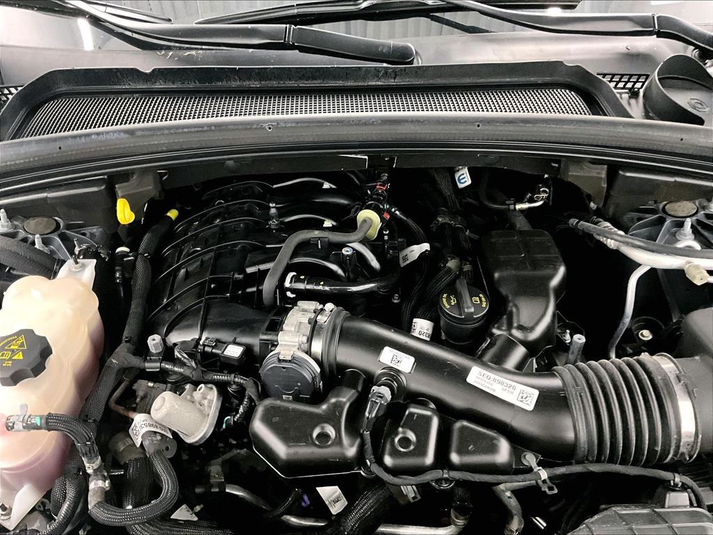 2024 Jeep Grand Cherokee — photo 32