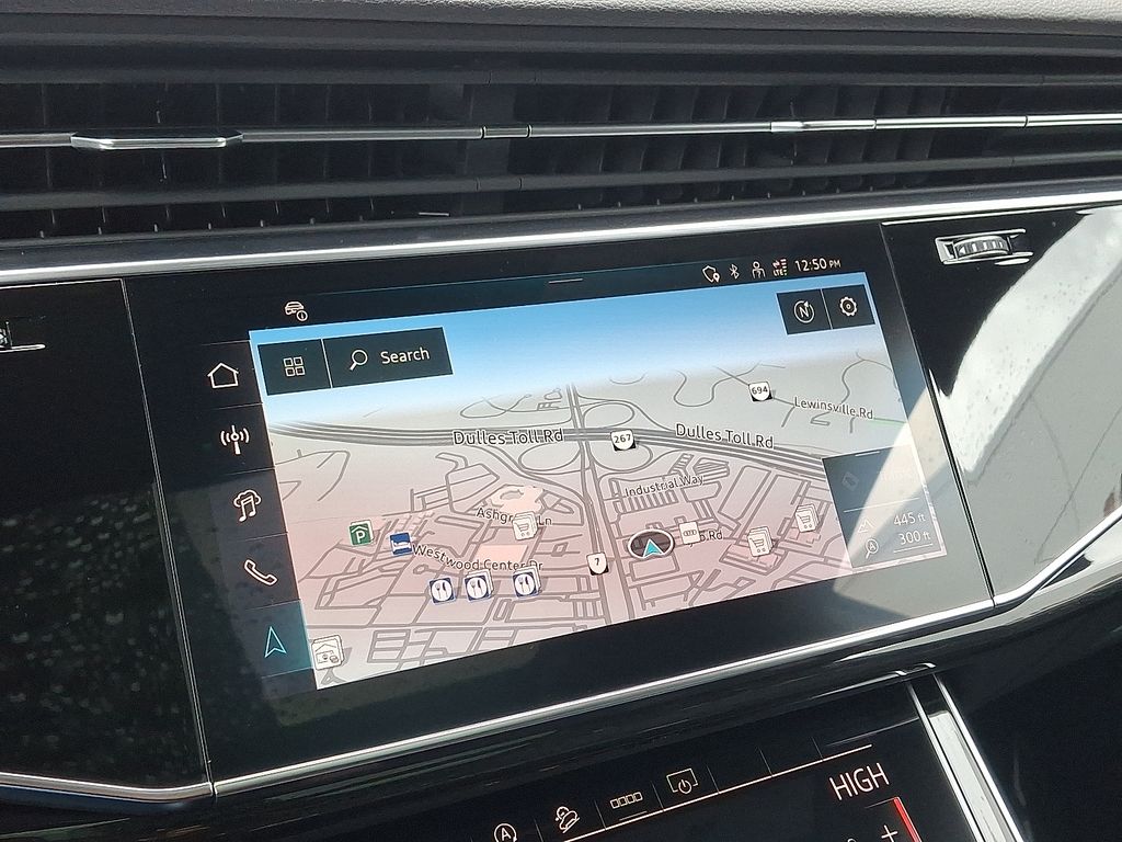 Thumbnail: 2025 Audi Q8 - 17