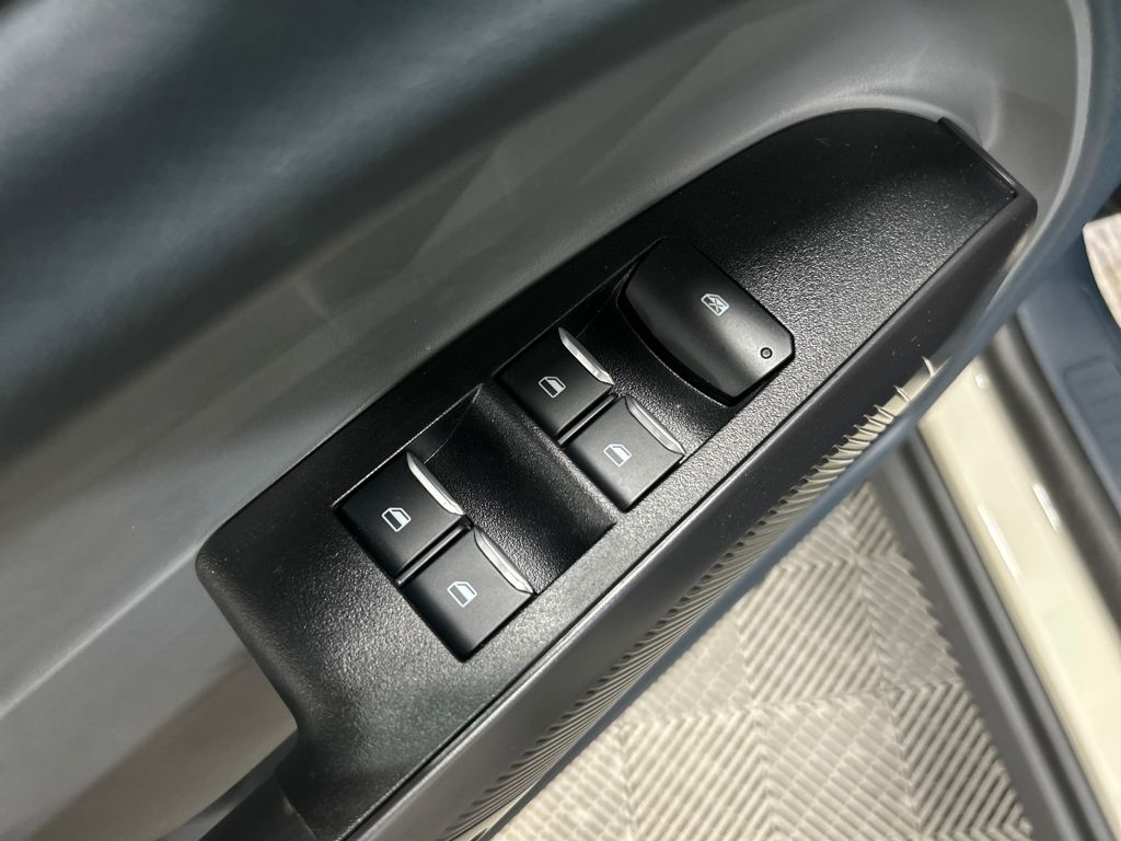 New 2025 Beige Ford XL image 17