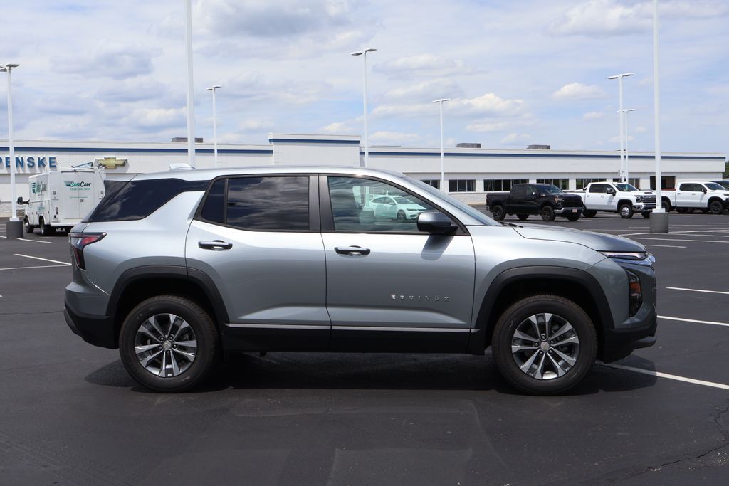 Thumbnail: 2026 Chevrolet Equinox - 9