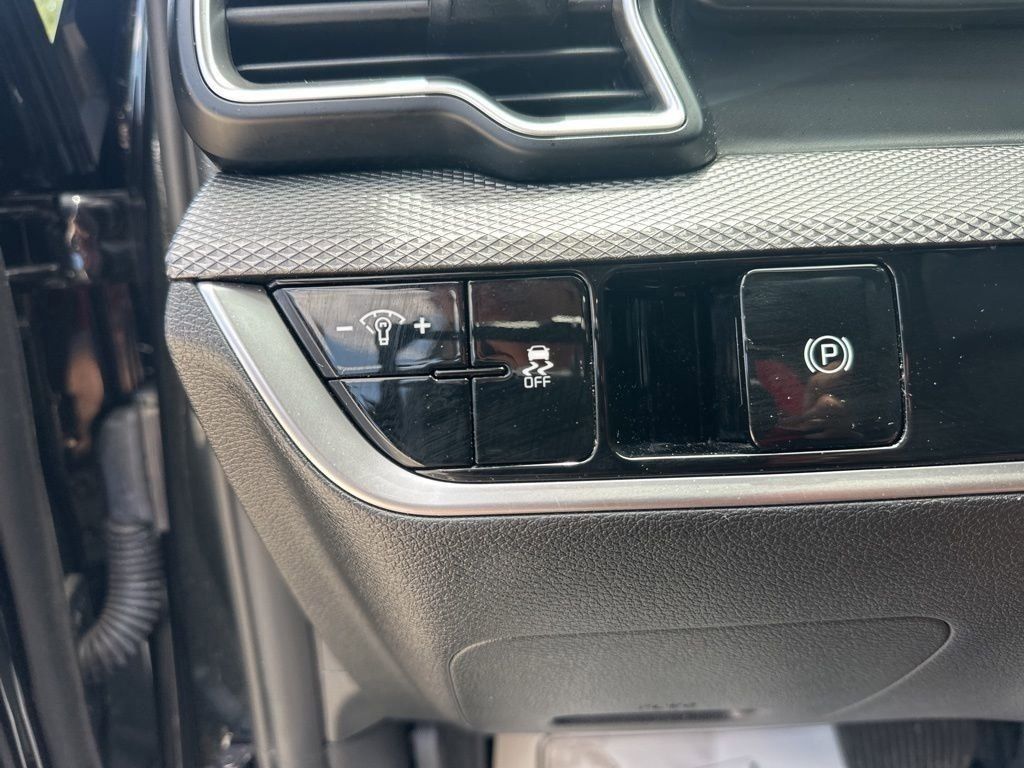 2023 Fusion Black Kia Sportage LX FWD SUV