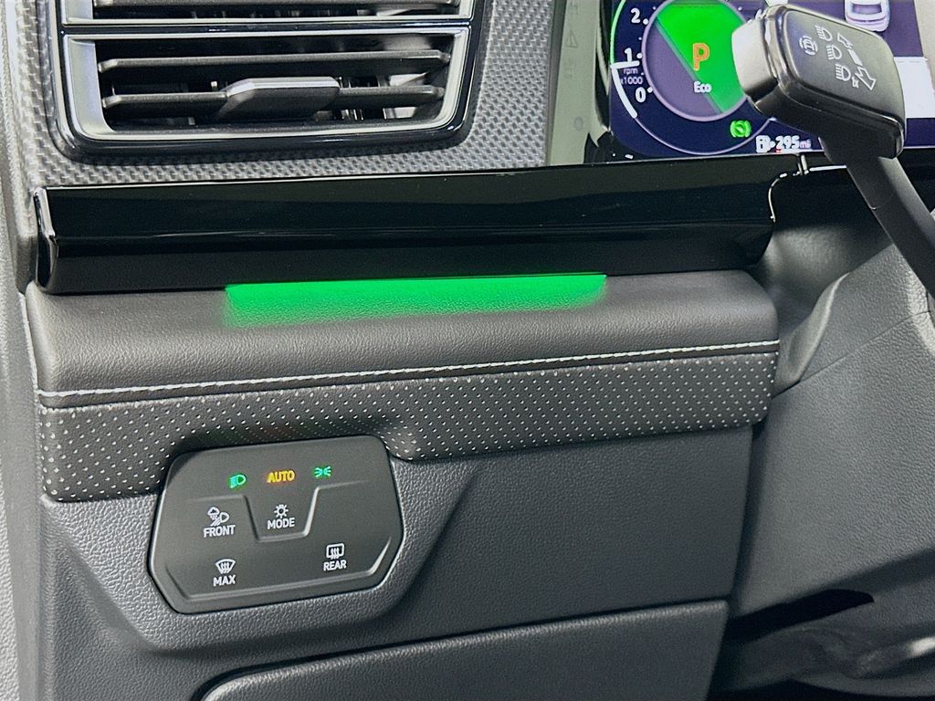 Thumbnail: 2025 Volkswagen Atlas - 10