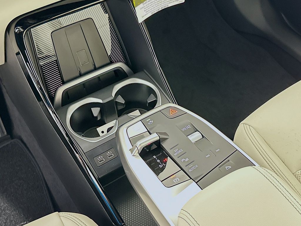 Thumbnail: 2026 BMW X2 - 15