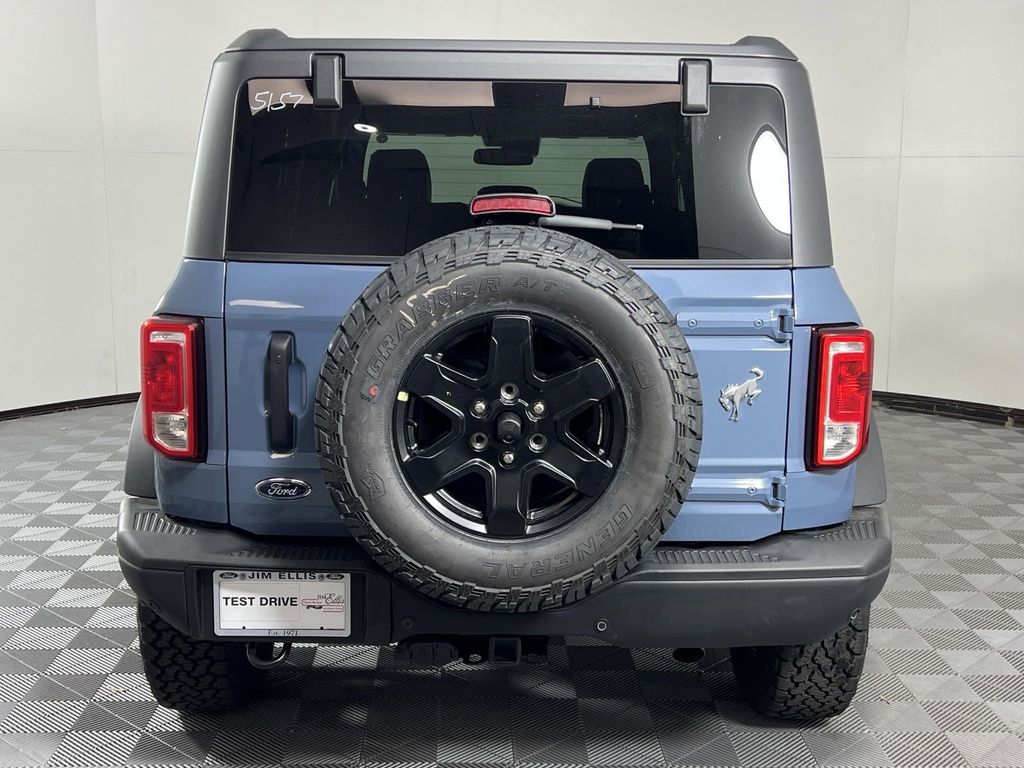 2024 Ford Bronco Black Diamond 5