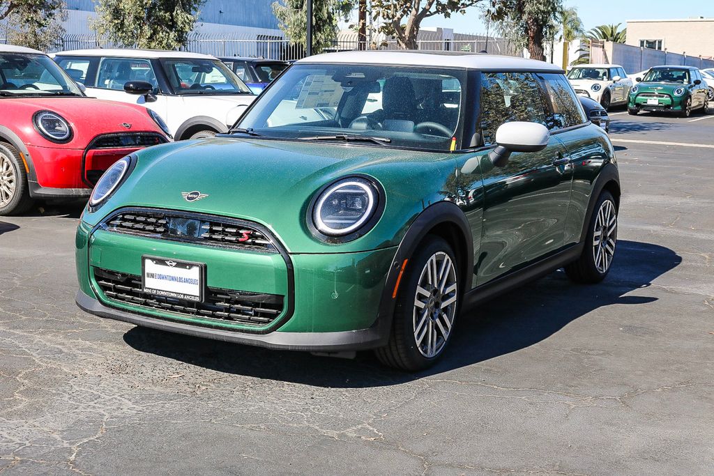 2025 MINI Cooper S  3