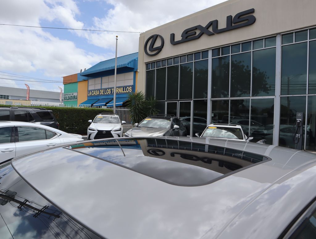 Thumbnail: 2026 Lexus IS - 10