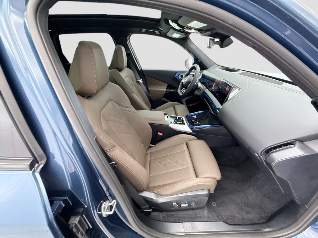 Thumbnail: 2026 BMW X3 - 19