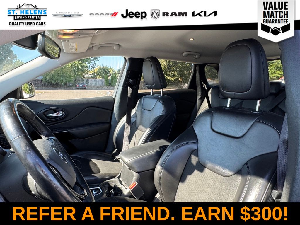 2021 Jeep Cherokee Altitude photo 3