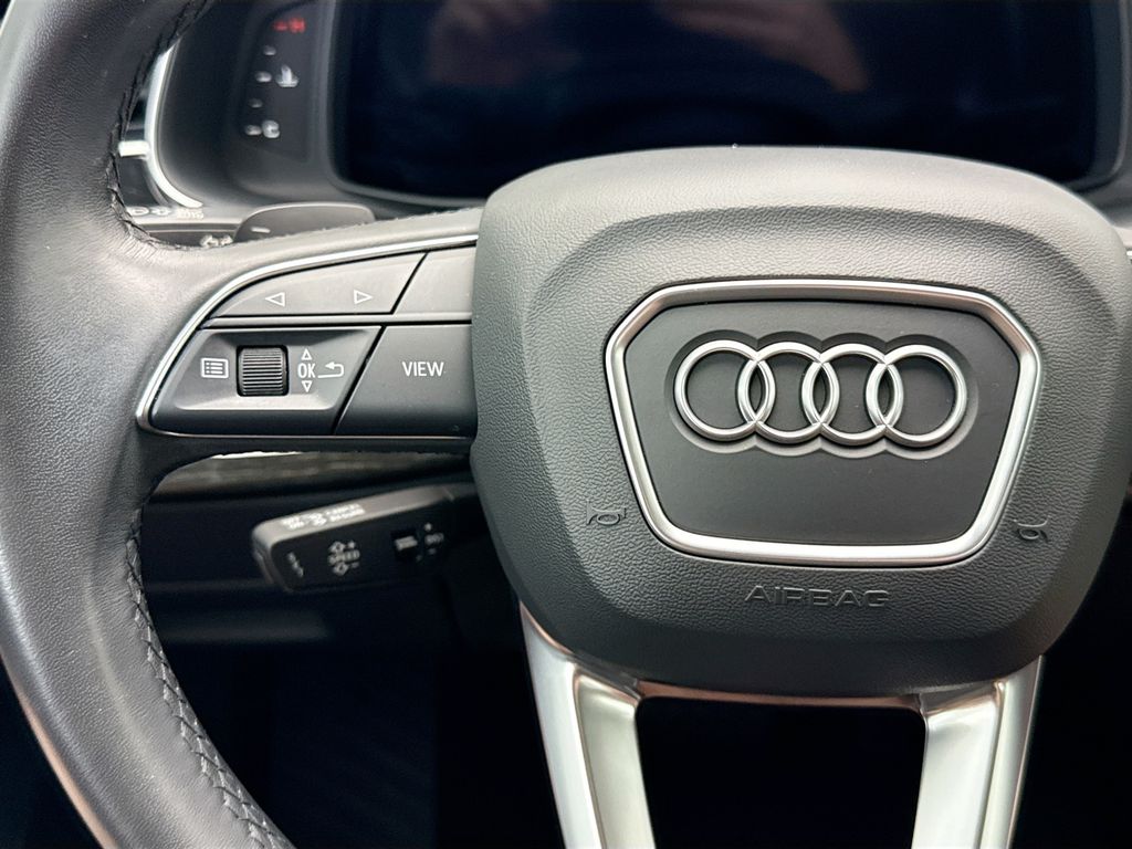 Thumbnail: 2023 Audi Q7 - 11