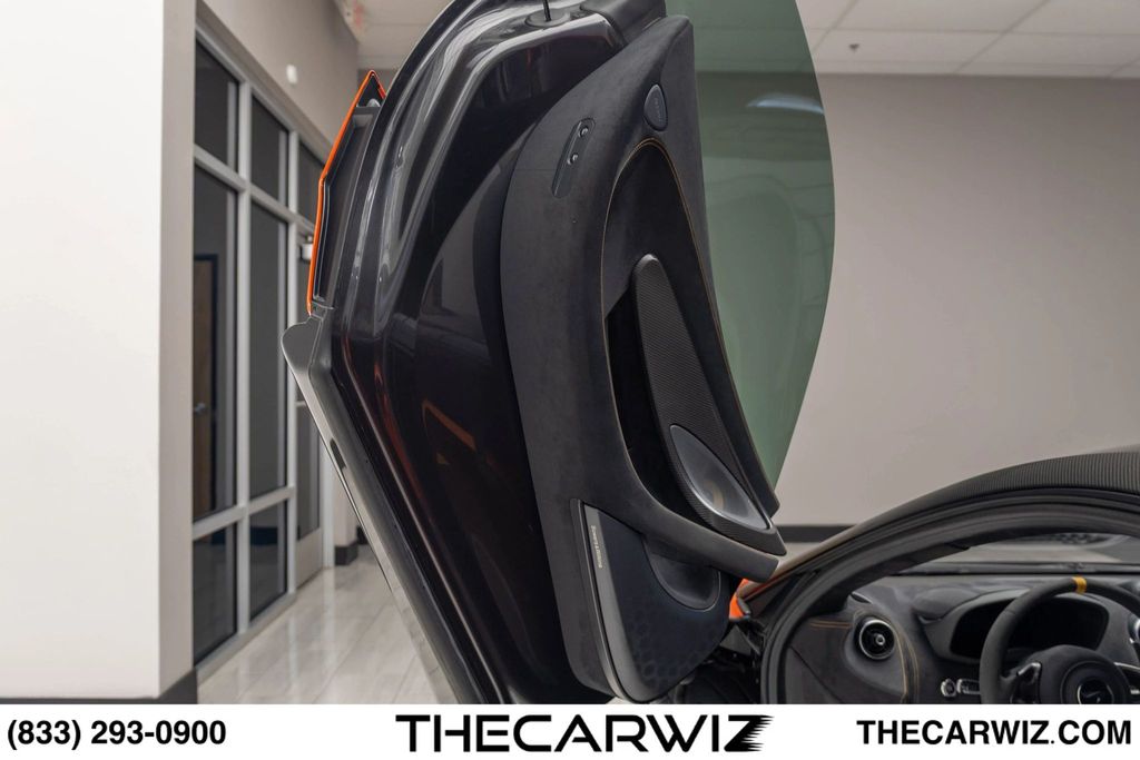 2019 McLaren 600LT