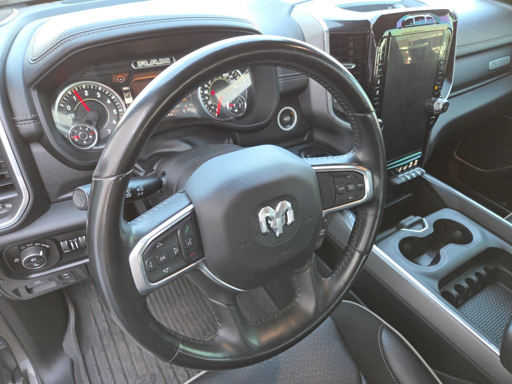 2022 Ram 1500 Laramie photo 14