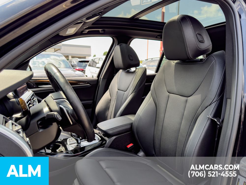Used 2024 Black BMW sDrive30i image 10