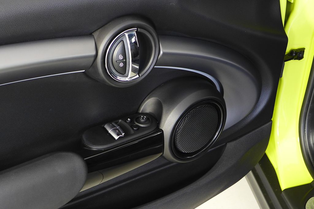 Thumbnail: 2024 MINI Cooper - 12