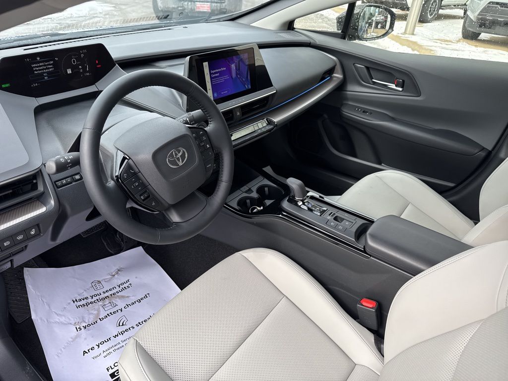 2024 Toyota Prius XLE photo