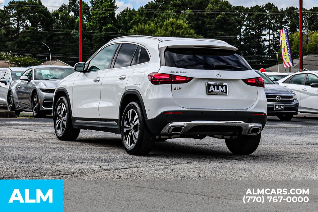 Used 2025 White Mercedes-Benz GLA 250 image 7
