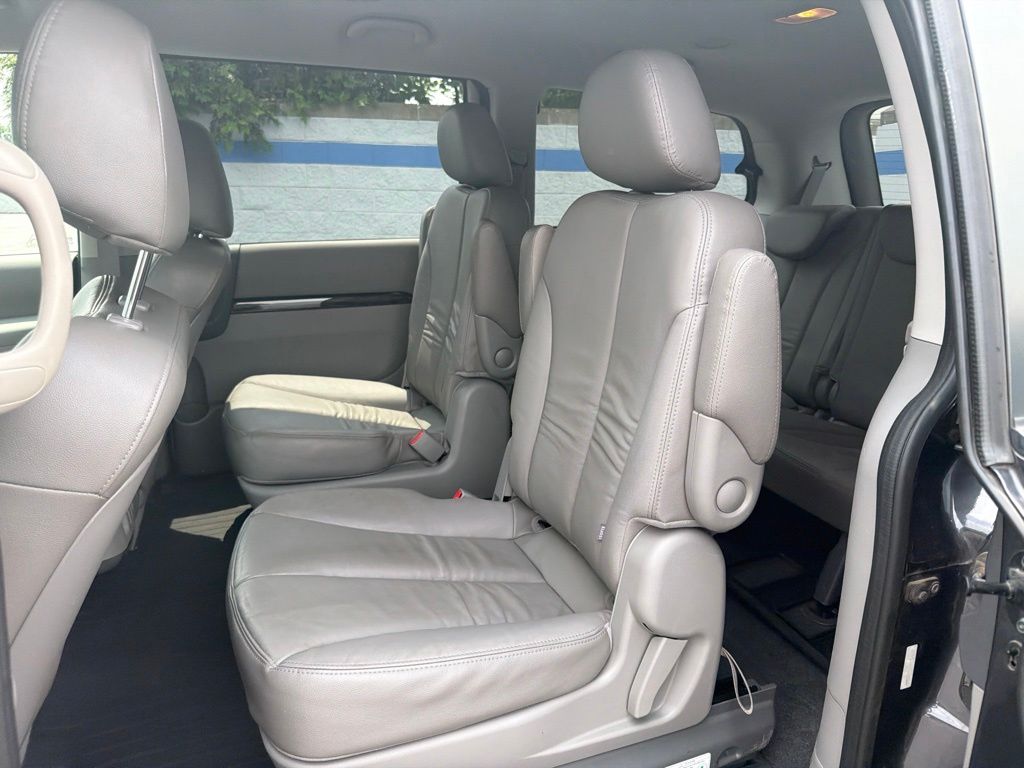 Thumbnail: 2014 Kia Sedona - 19