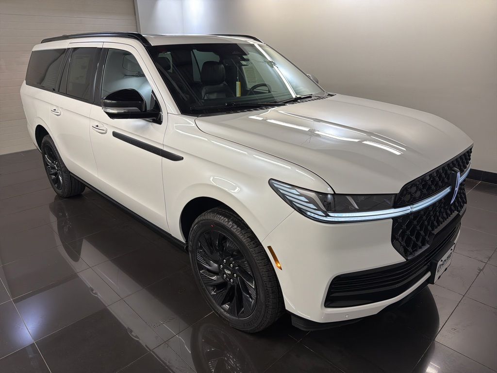2026 Lincoln Navigator Reserve L 4WD's photo