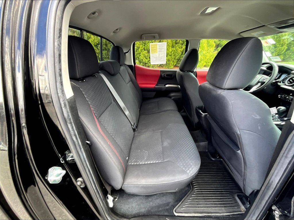 2023 Toyota Tacoma — photo 16