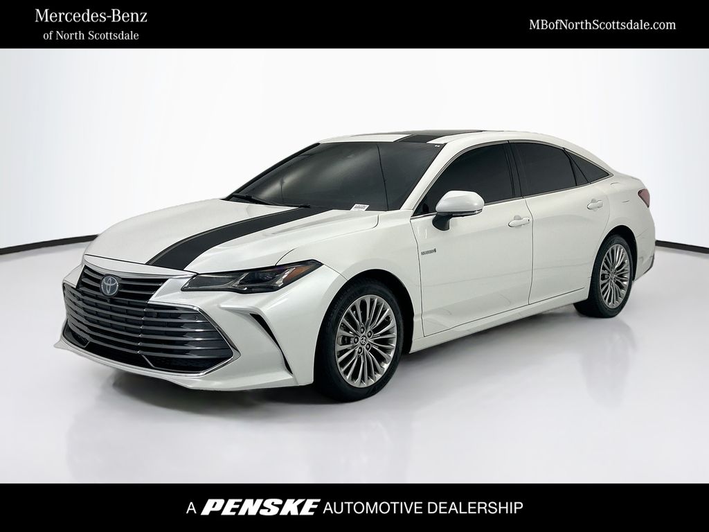White (Wind Chill Pearl) 2021 Toyota Avalon Hybrid Sedan Front-Wheel Drive Continuously Variable Transmission