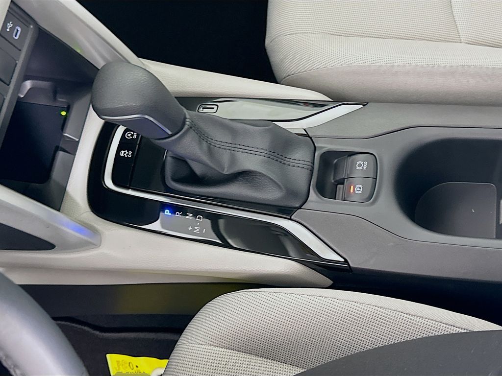 Thumbnail: 2025 Toyota Corolla Cross - 17