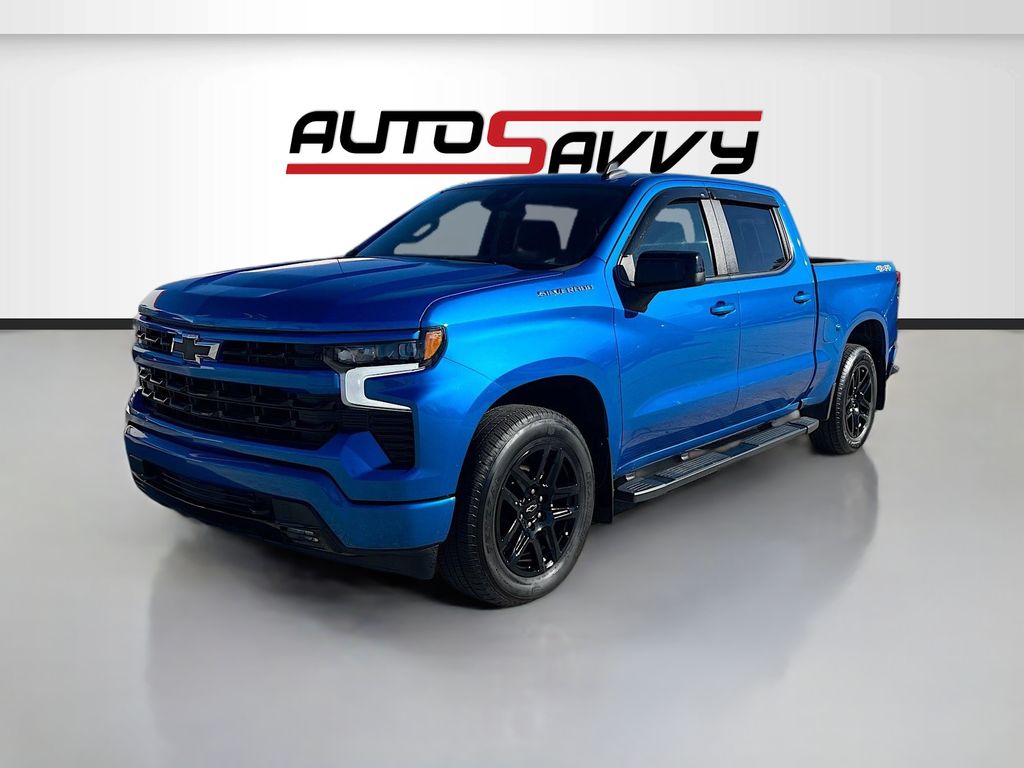 Used 2022 Blue Chevrolet RST image 3