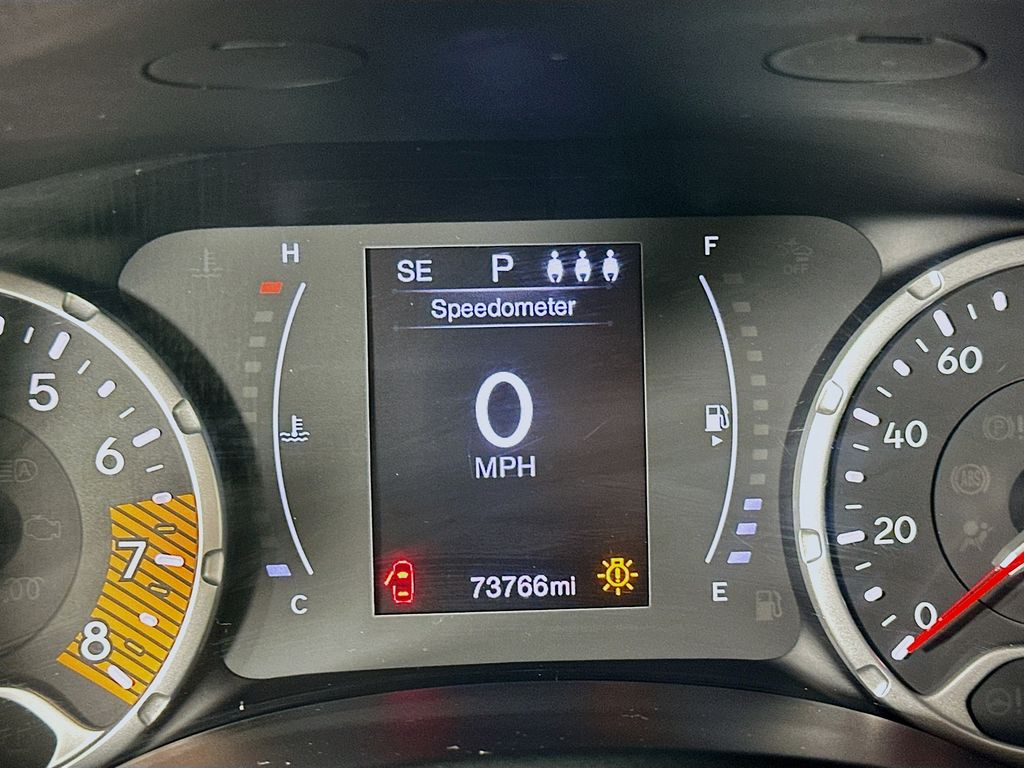 Thumbnail: 2019 Jeep Renegade - 12