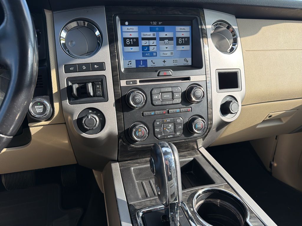 Thumbnail: 2016 Ford Expedition - 16
