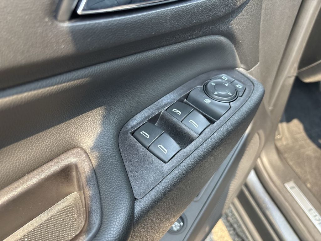 Used 2021 Chevrolet Equinox SUV
