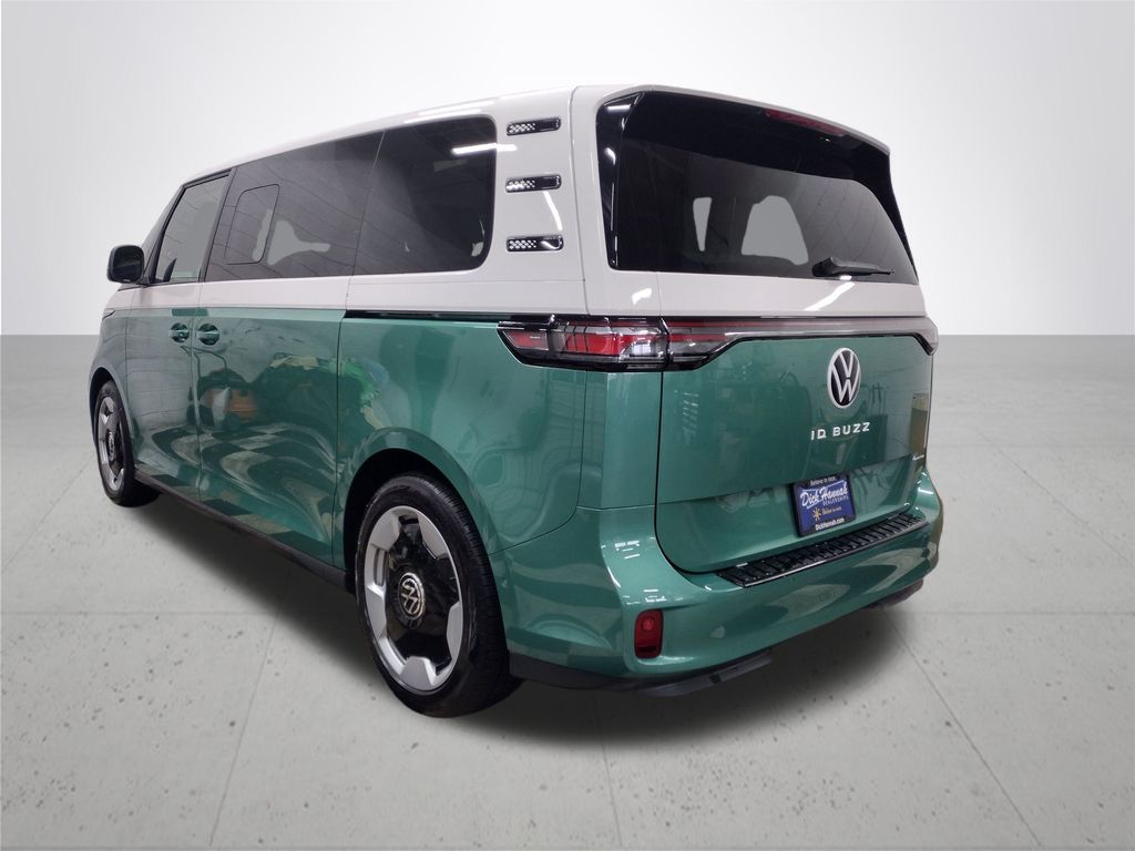 2025 Volkswagen ID. Buzz Pro S Plus